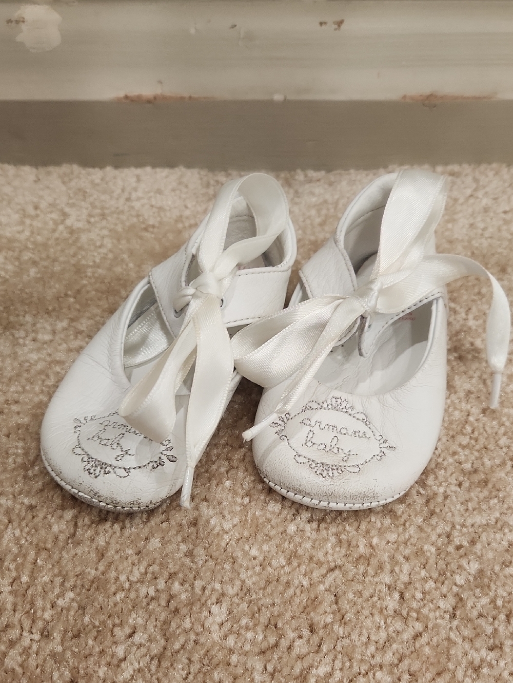 Armani Baby White Baby Ballet Shoes with Satin Ties Size EU 19/ US 4.5